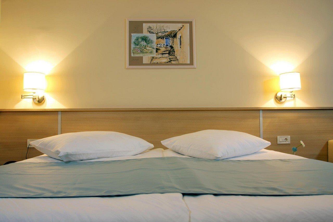Hotel Quercus Drvenik  Εξωτερικό φωτογραφία